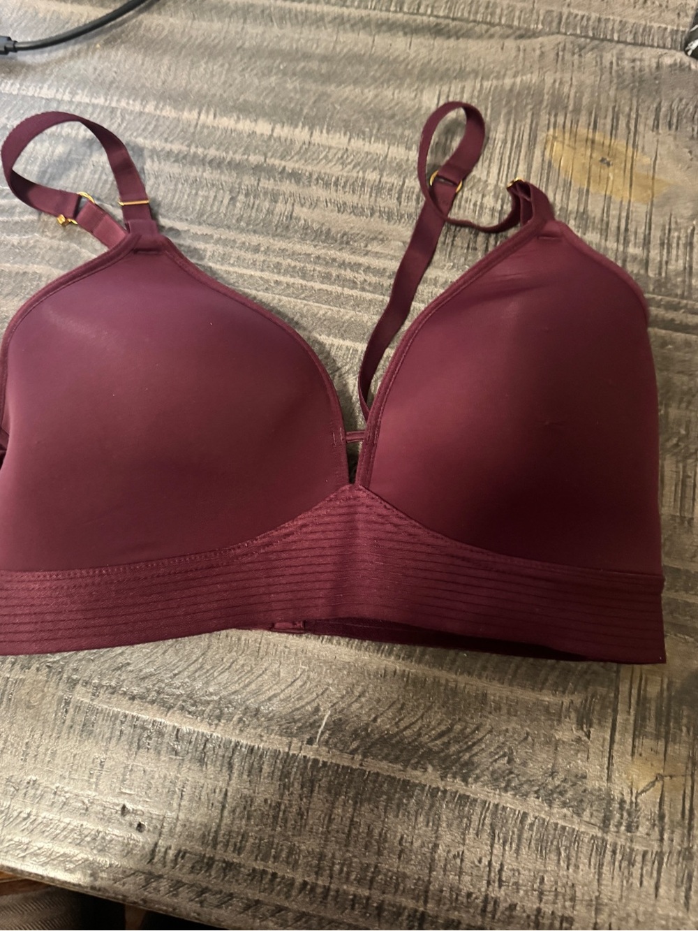 LIVELY Wireless Bra 36D Burgundy Wine